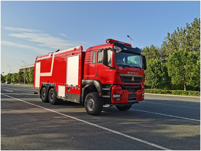 國六  18噸豪沃后雙橋單排泡沫消防車