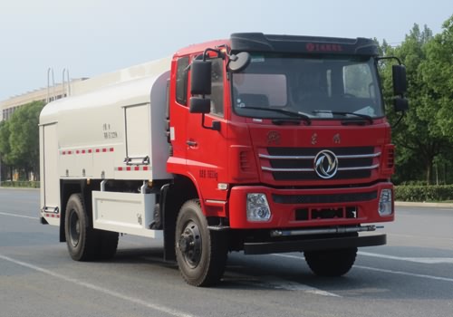 東風(fēng)四驅(qū)8.5噸森林消防水罐車